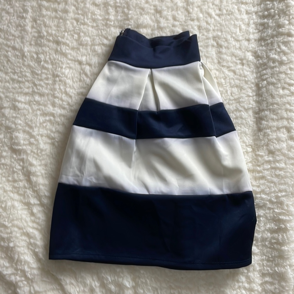 My Story Striped Skirt in Navy and White - Size Medium